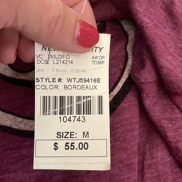 WILDFOX Tee Shirt - Picture 6 of 6